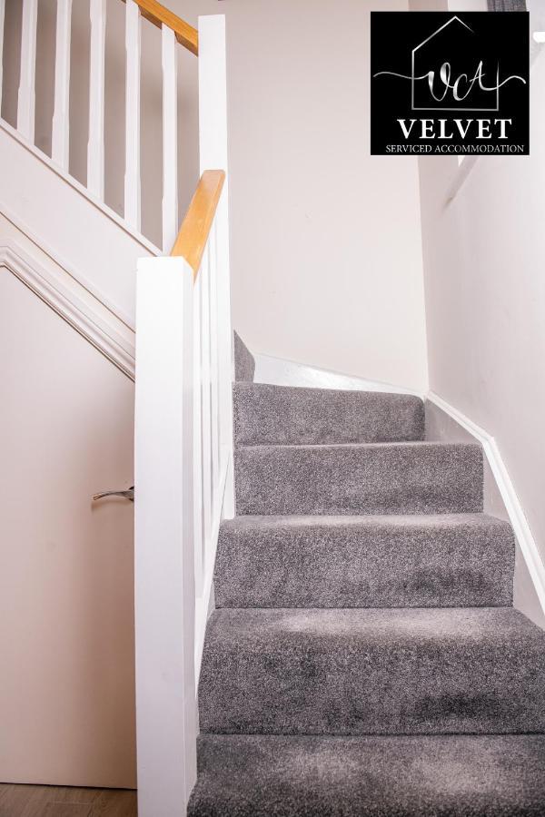 1 Bed House , Free Wifi,Free Parking,Leasure,Business Διαμέρισμα Σουόνσι Εξωτερικό φωτογραφία