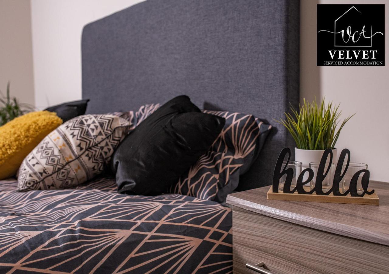 1 Bed House , Free Wifi,Free Parking,Leasure,Business Διαμέρισμα Σουόνσι Εξωτερικό φωτογραφία