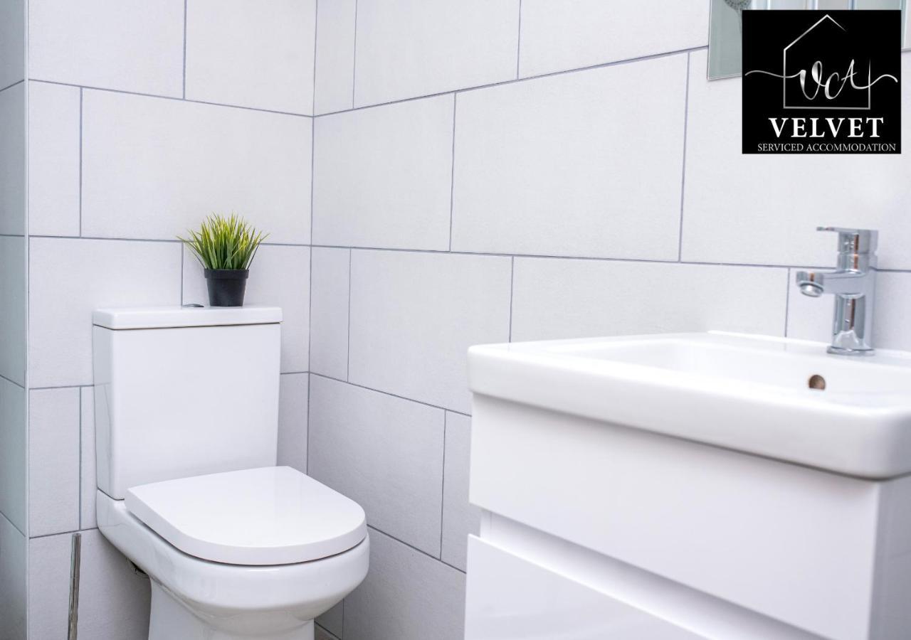 1 Bed House , Free Wifi,Free Parking,Leasure,Business Διαμέρισμα Σουόνσι Εξωτερικό φωτογραφία