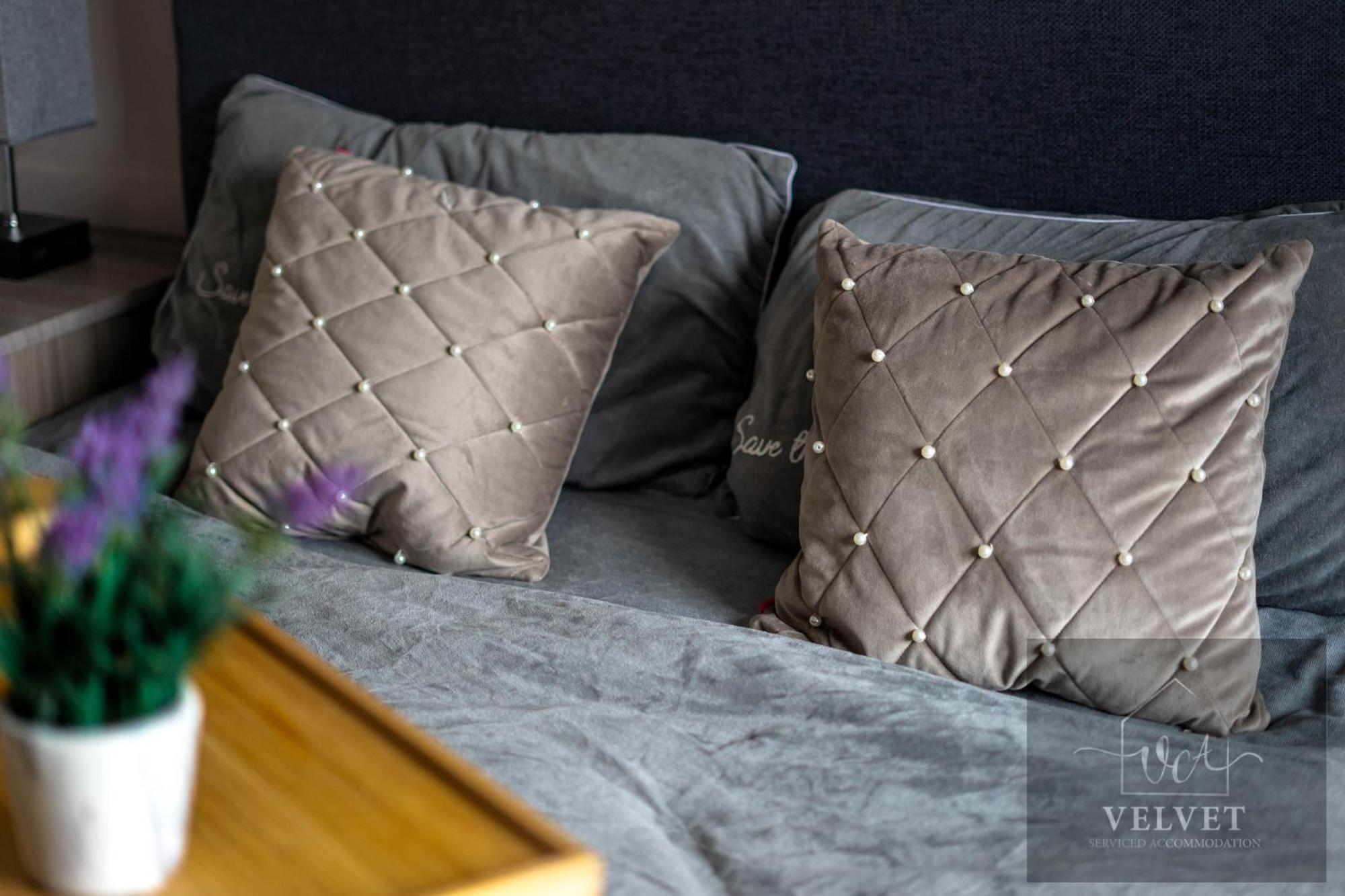 1 Bed House , Free Wifi,Free Parking,Leasure,Business Διαμέρισμα Σουόνσι Εξωτερικό φωτογραφία