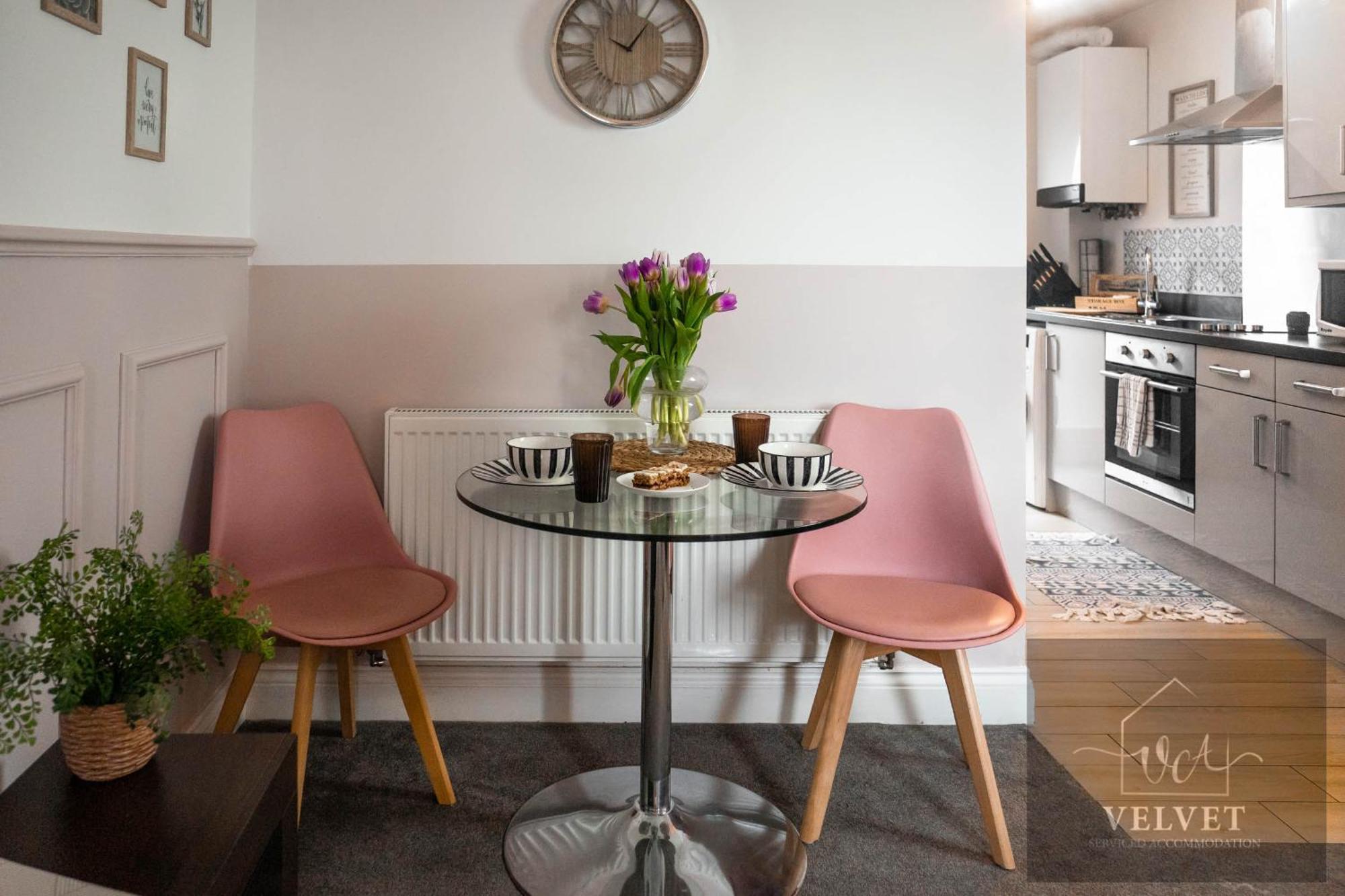 1 Bed House , Free Wifi,Free Parking,Leasure,Business Διαμέρισμα Σουόνσι Εξωτερικό φωτογραφία